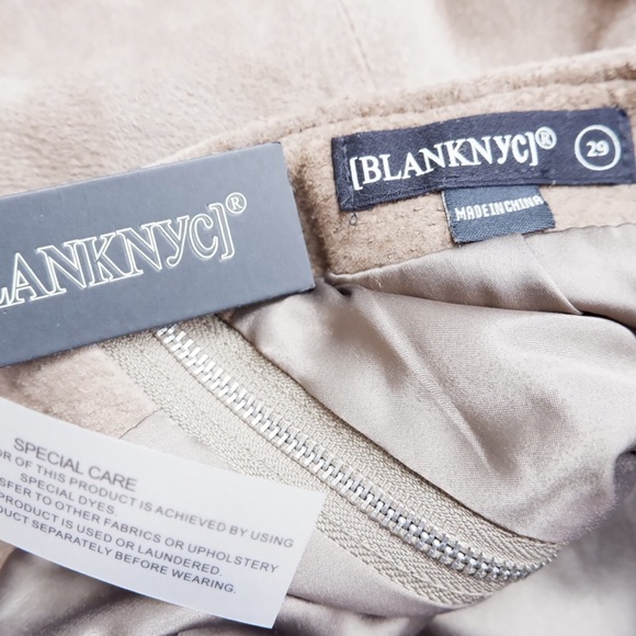 REVOLVE BLANK NYC SUEDE MINI SKIRT NWT SIZE 29 ✨ - Picture 9 of 9